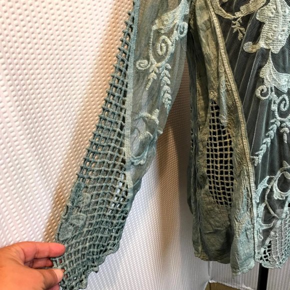 Simply Couture Sheer Long Sleeve Crochet Mesh Top/Cover Up, Women's Size XL - Picture 3 of 8